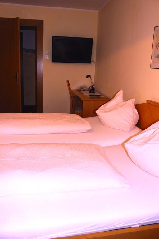 Gasthof-Hotel Winkler Mühldorf エクステリア 写真